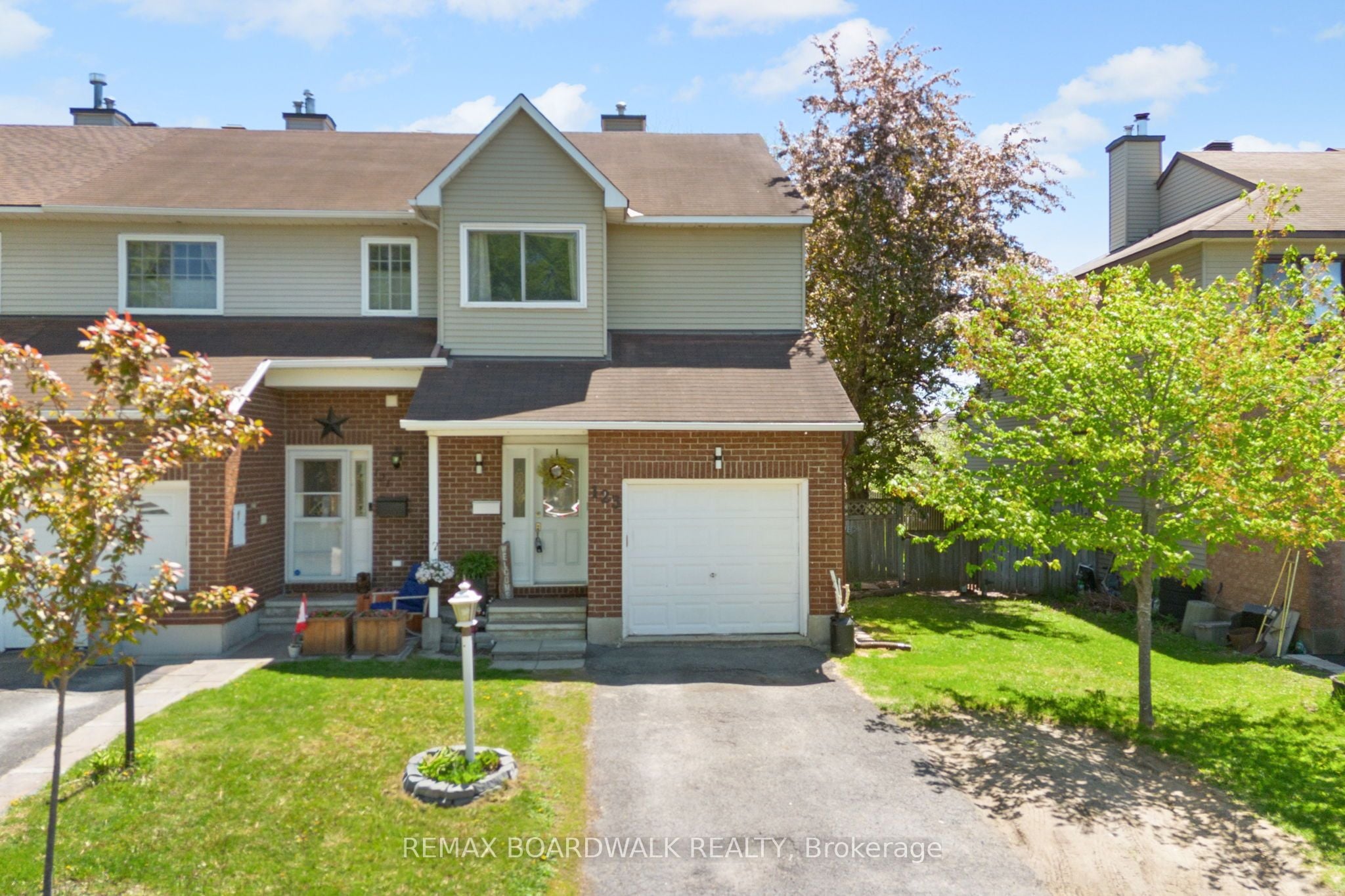 123 Halley Street, Ottawa, ON, K2J 3R8