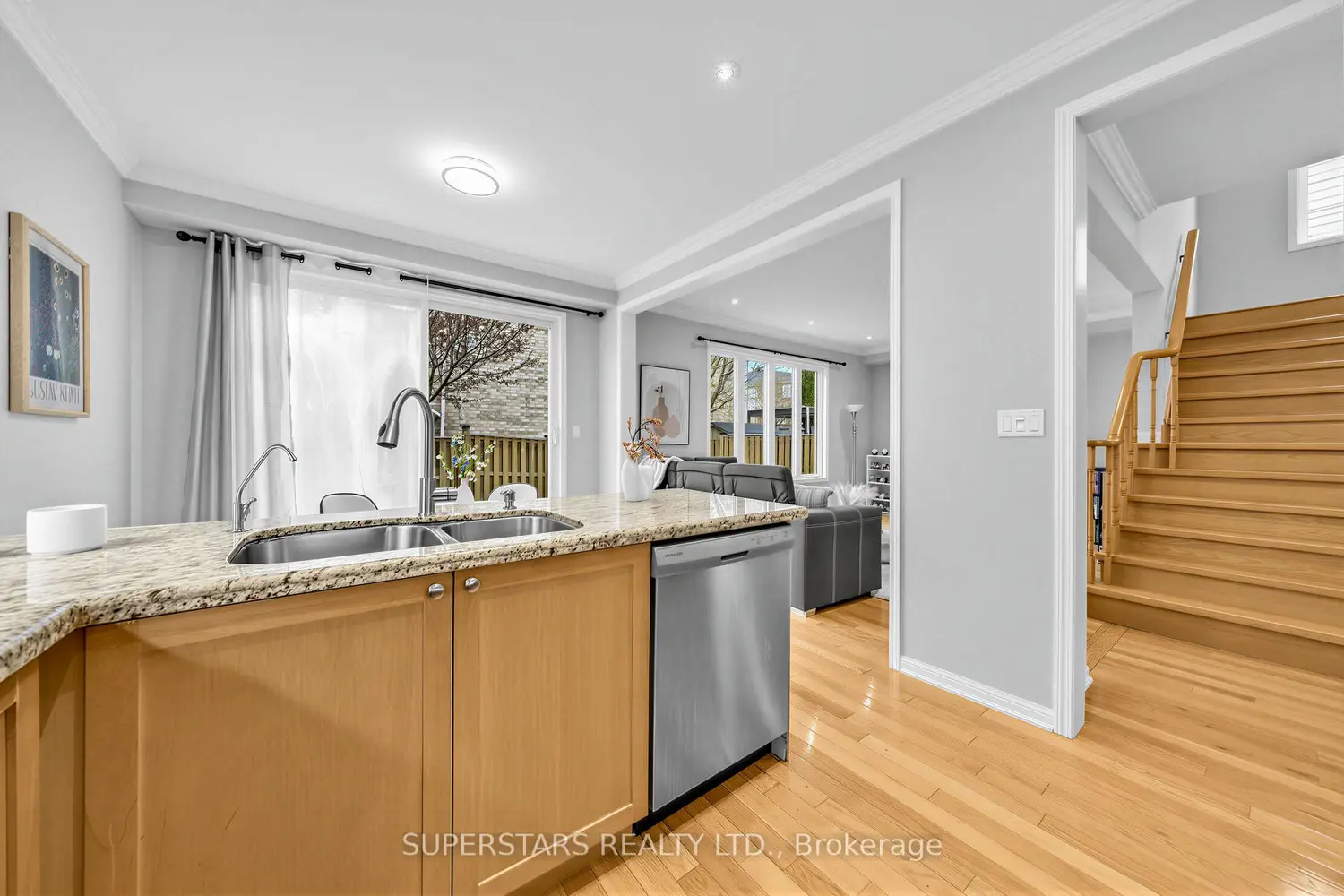 22 Merdock Court photo 4