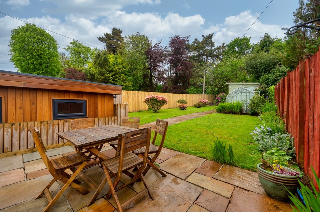 Additional image 17 of 3 bed semi-detached house to rentLambie Crescent, Newton Mearns, East Renfrewshire G77
