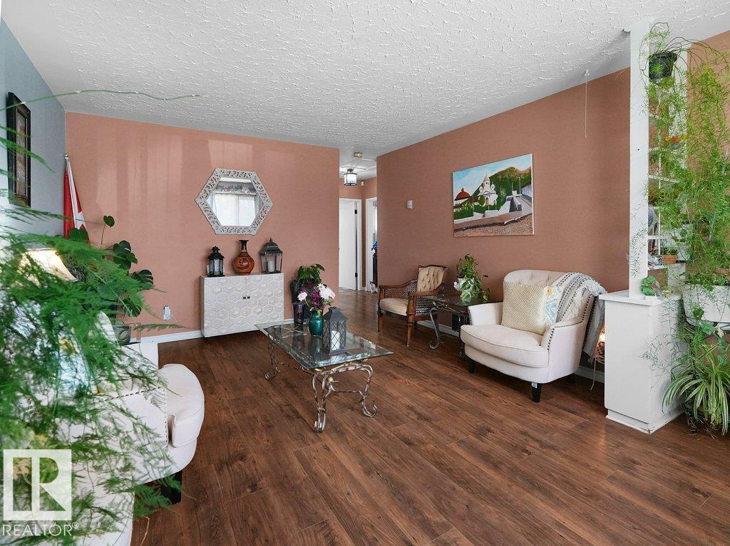 Additional image 5 of 6324 132 Avenue NW, Edmonton, AB, T5A0J7