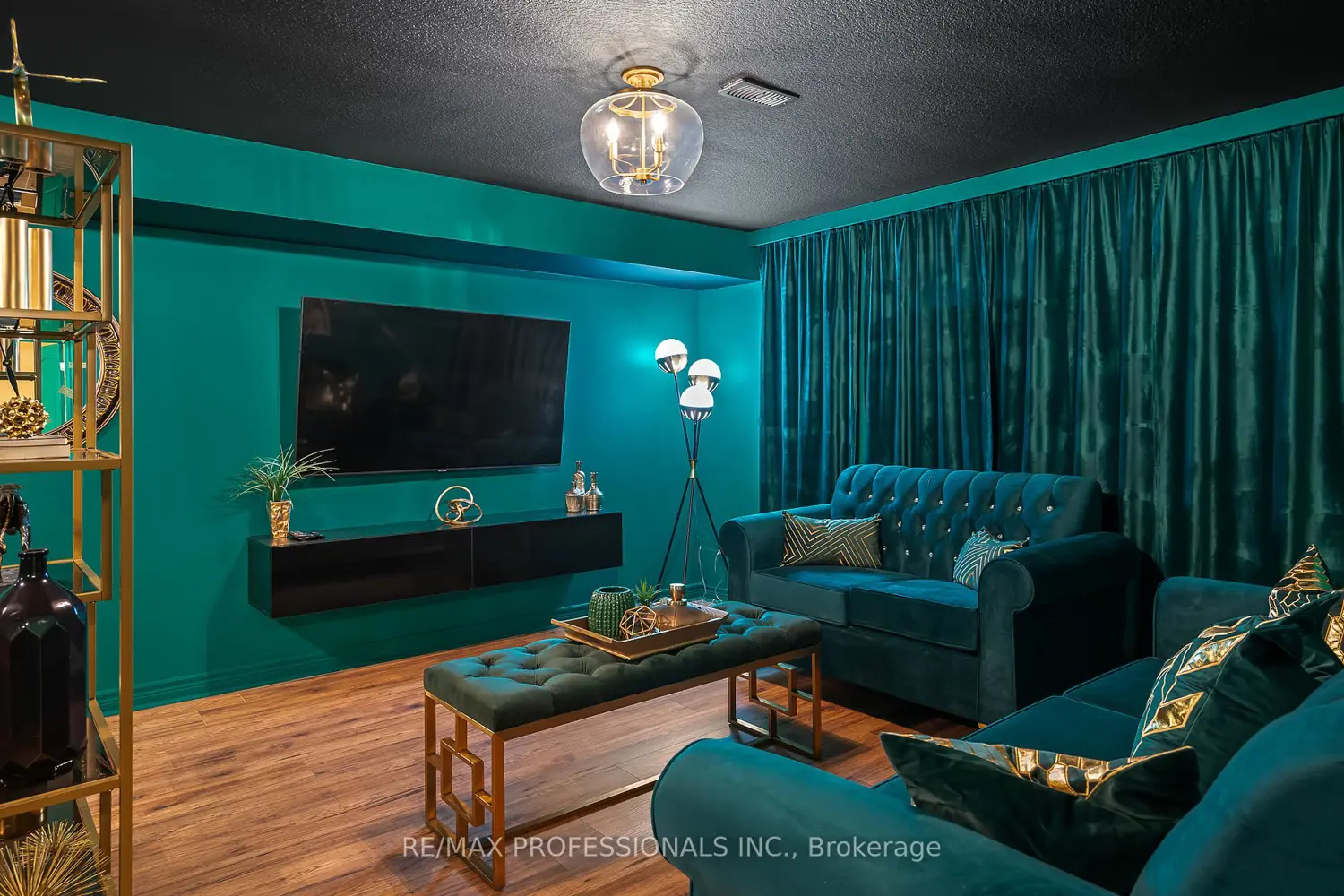 Additional image 19 of 4348 Dennis Avenue