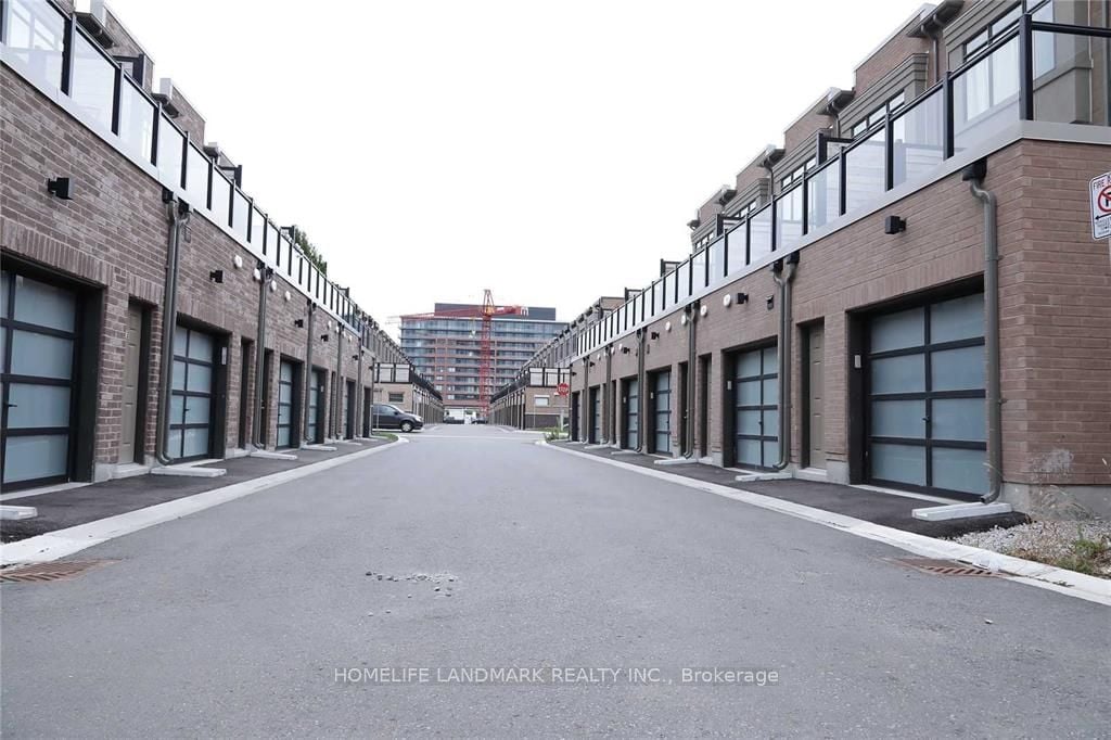 Additional image 3 of 169 Salterton Circle, Vaughan, ON, L6A 4Z2