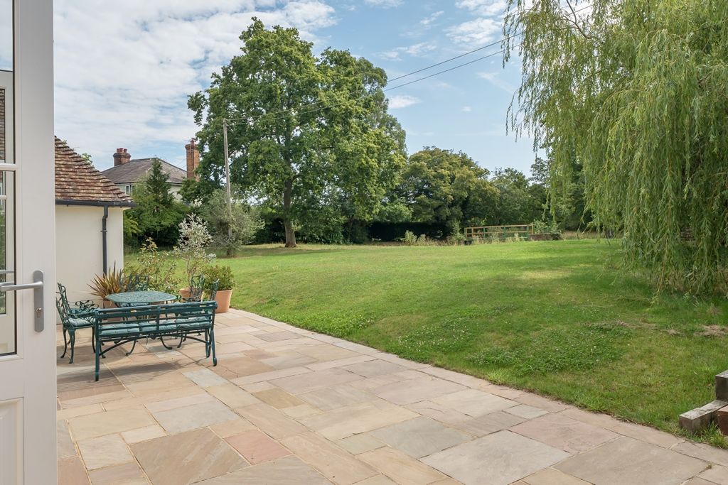 Additional image 14 of 3 bed barn conversion to rentEmms Lane, Brooks Green, Horsham RH13
