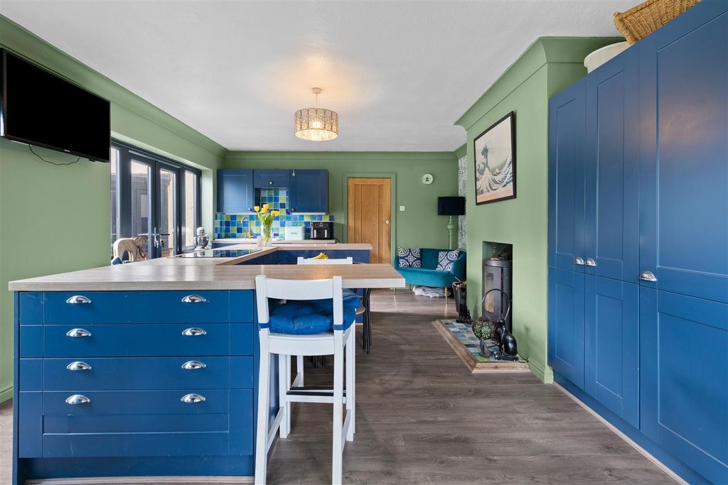 Additional image 7 of 4 bed detached house for saleManor Road, Hartlepool TS26