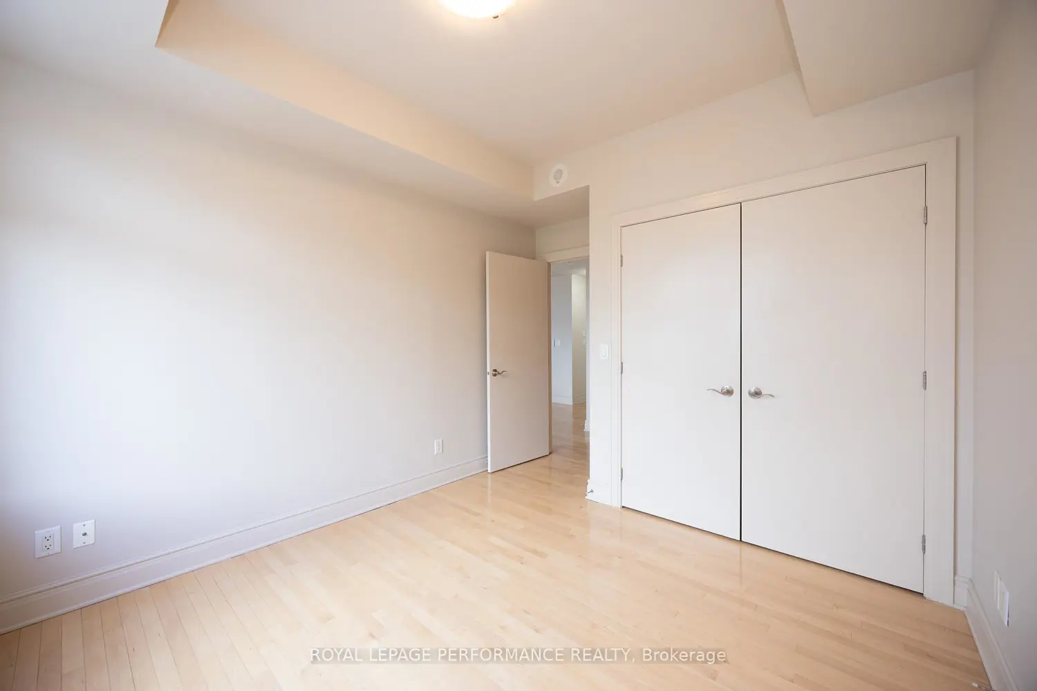 Additional image 10 of 95 Bronson Avenue 1006