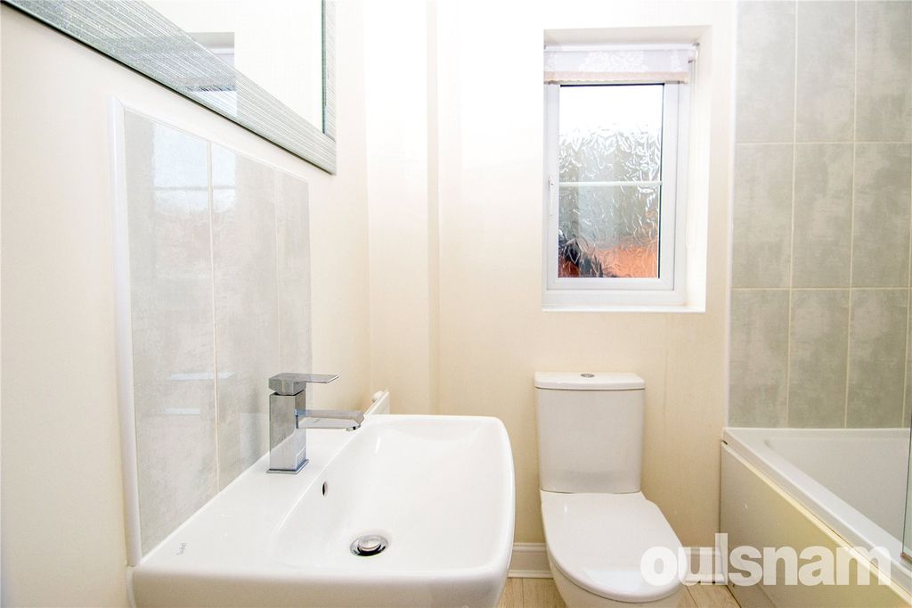 Additional image 17 of 4 bed detached house to rentMorville Street, Webheath, Redditch, Worcestershire B97