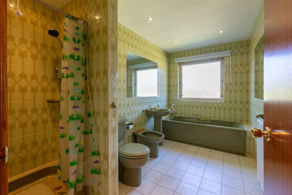 Additional image 15 of 4 bed detached bungalow to rentHeughfield Road, Bridge Of Earn PH2