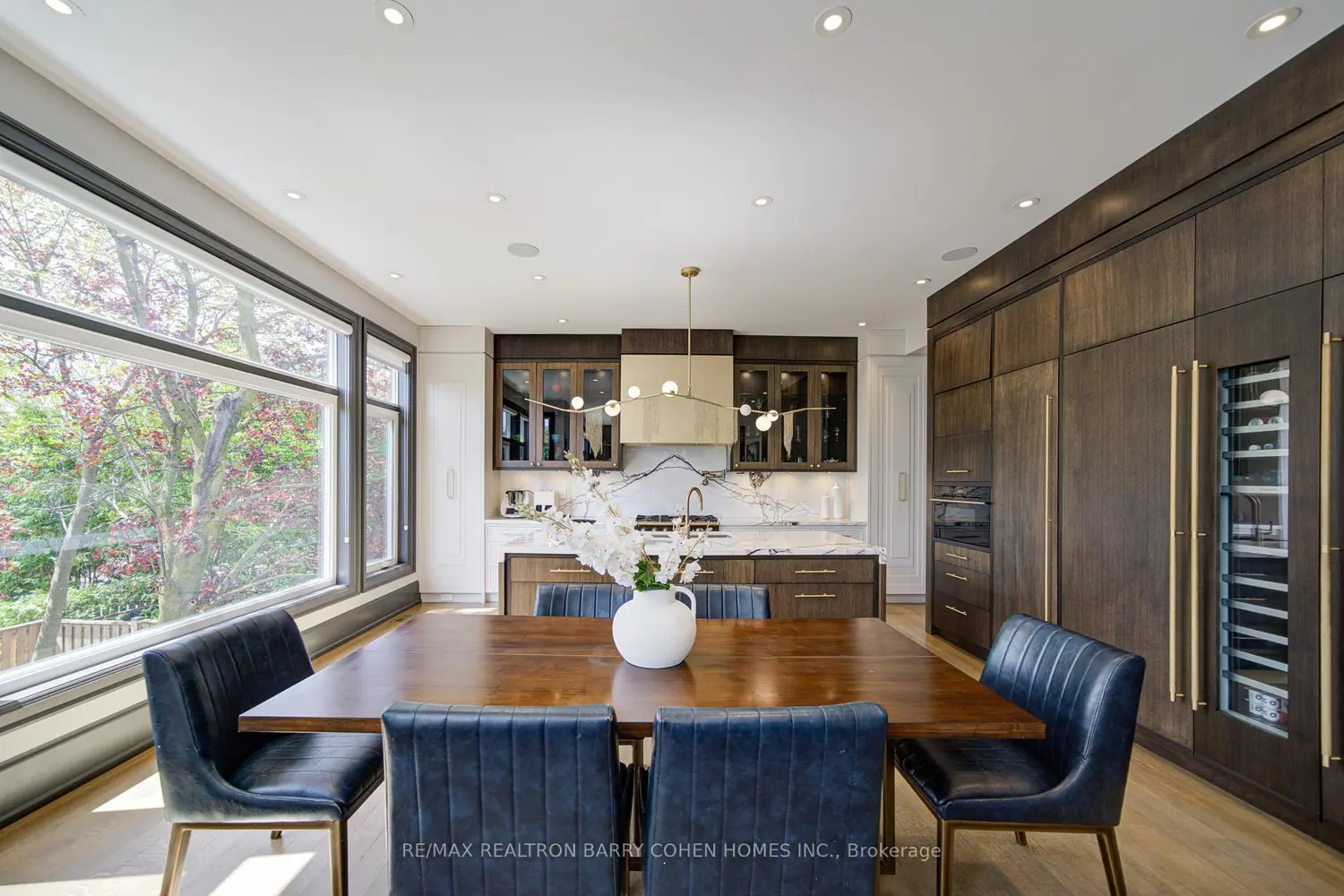 15 Ames Circle