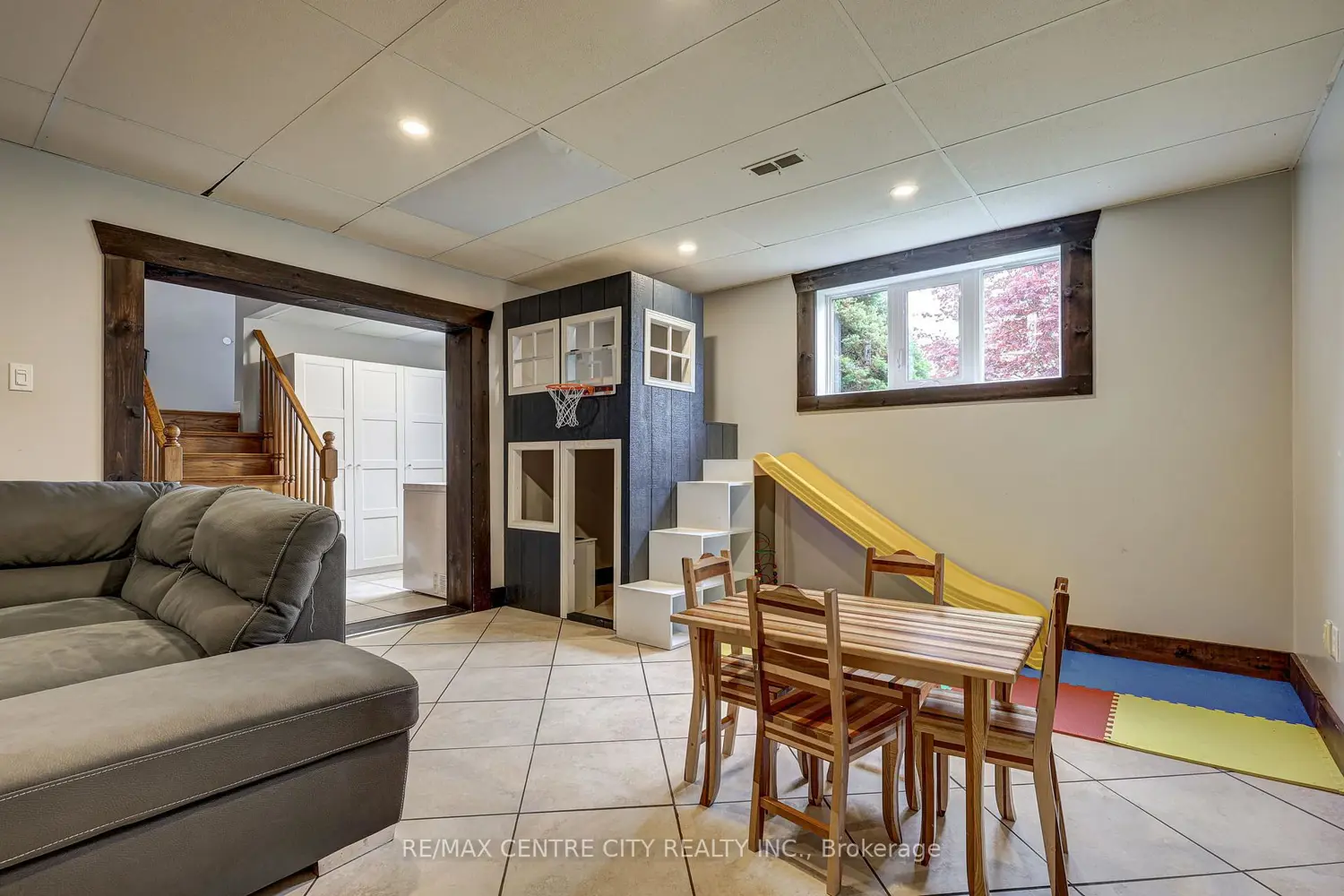 Additional image 14 of 43 Sinclair Crescent