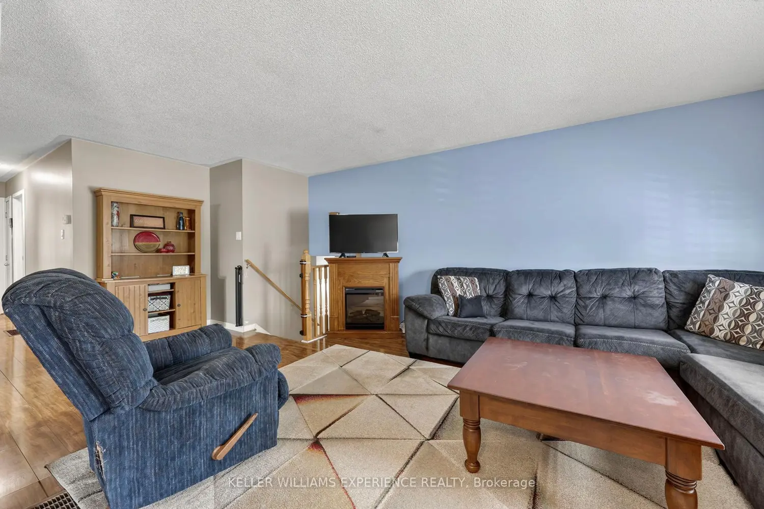 Additional image 4 of 645 Bayview Drive