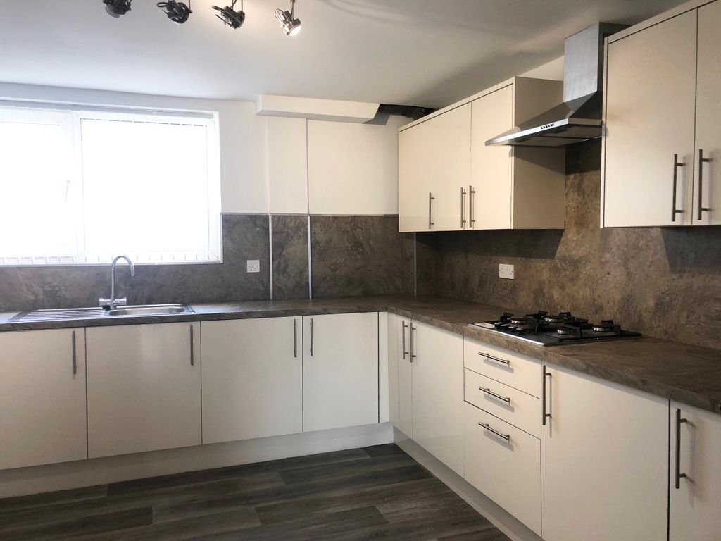 Additional image 6 of 4 bed flat to rentPenryce Court, Victoria Quay, Maritime Quarter, Swansea SA1
