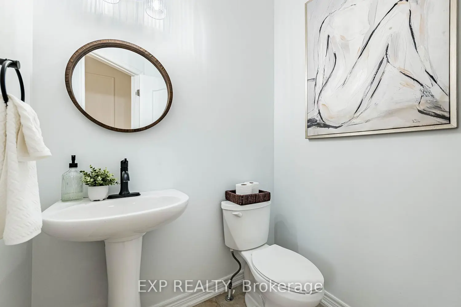 1445 Bews Landing photo 4