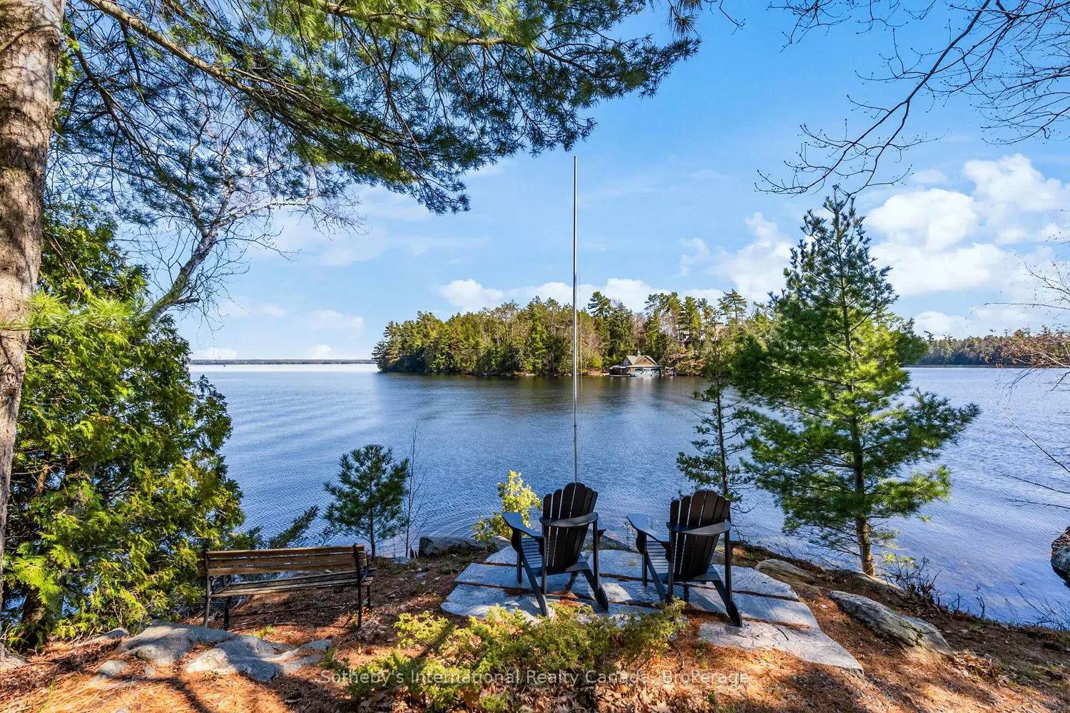 Additional image 3 of 29 Beachgrove Island 33Lm