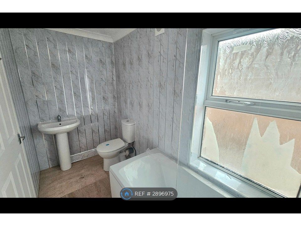Additional image 9 of 3 bed semi-detached house to rentHarris St, Peterborough PE1