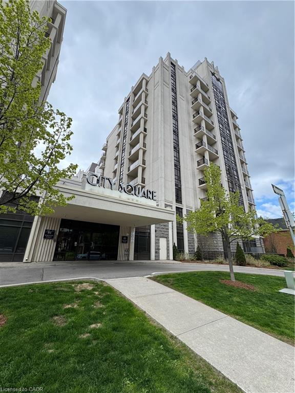 105-85 Robinson Street, Hamilton, ON, L8P 0B9
