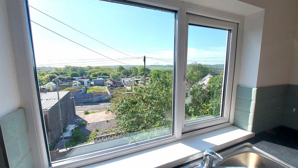 Additional image 9 of 1 bed flat to rentPark Street, Kenfig Hill, Bridgend CF33