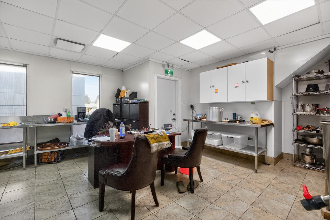 Additional image 4 of 12525 127 Street, Edmonton, AB, T5L1A3
