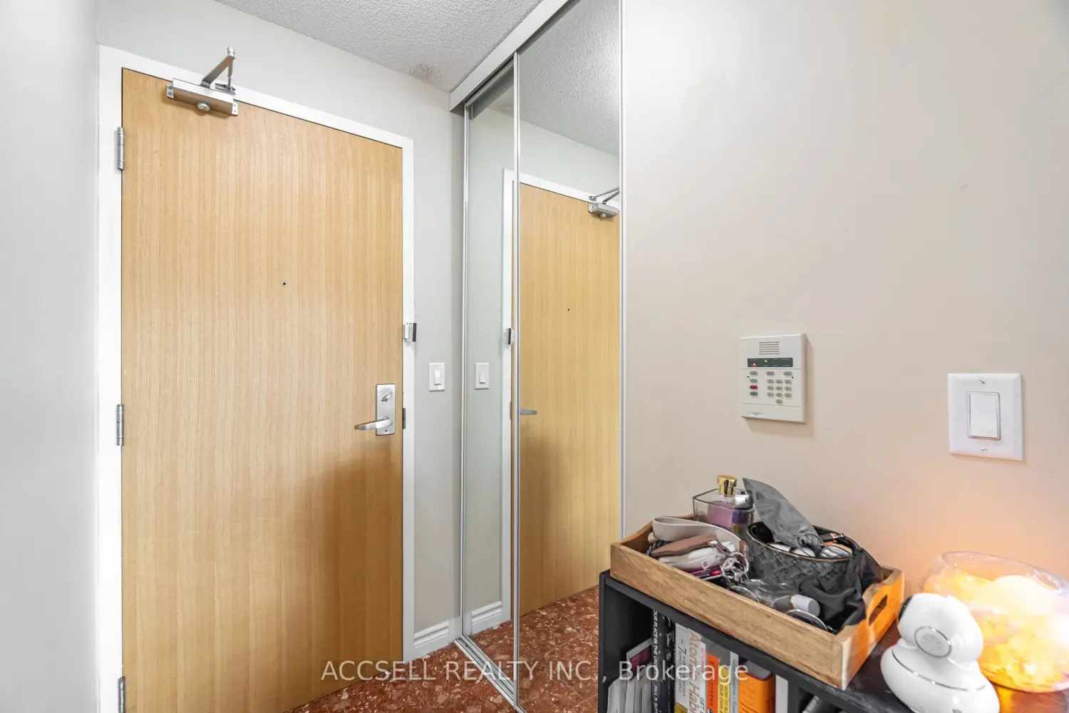 Additional image 3 of 68 Grangeway Avenue 1015