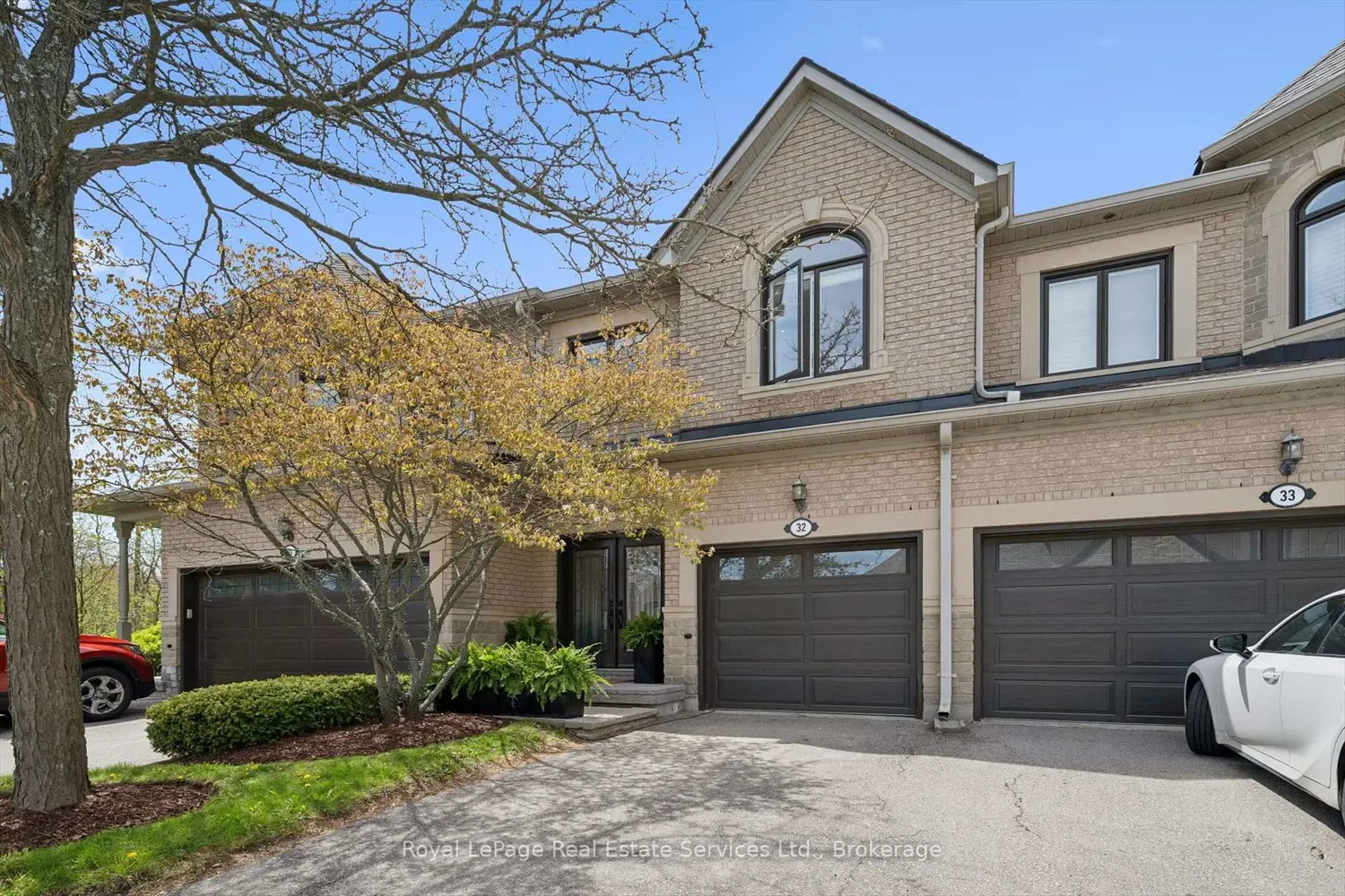 2250 Rockingham Drive 32