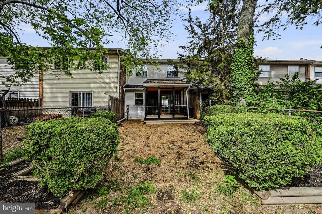 217 W Edgewater Way, Newark, DE 19702