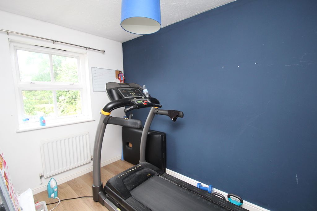 Additional image 14 of 4 bed semi-detached house to rentDonaldswood Park, Paisley PA2