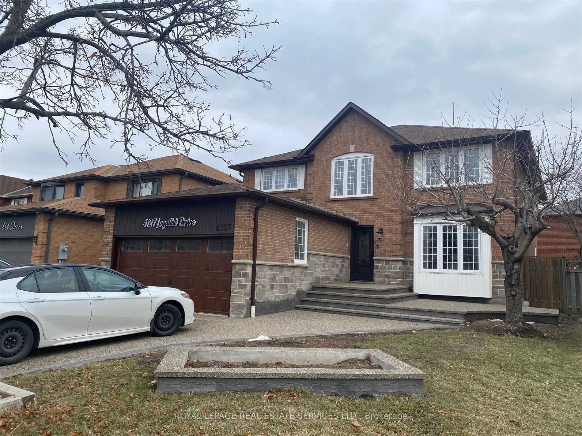 4127 Loyalist Drive, Mississauga, ON, L5L 3X7