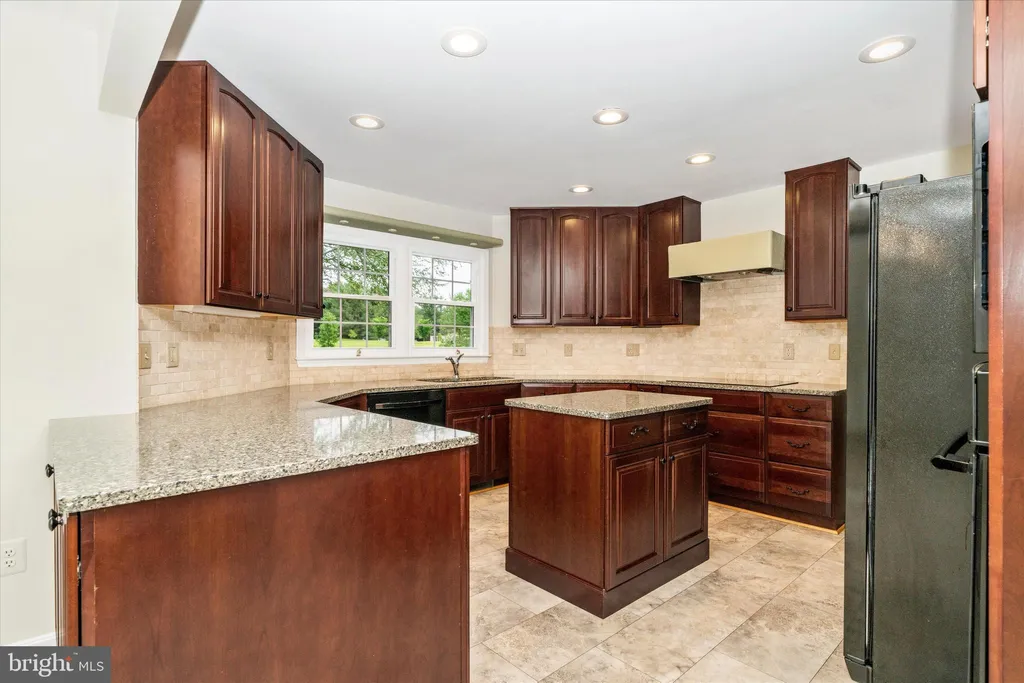 Additional image 19 of 8405 Saint Regis Way, Gaithersburg, MD 20886