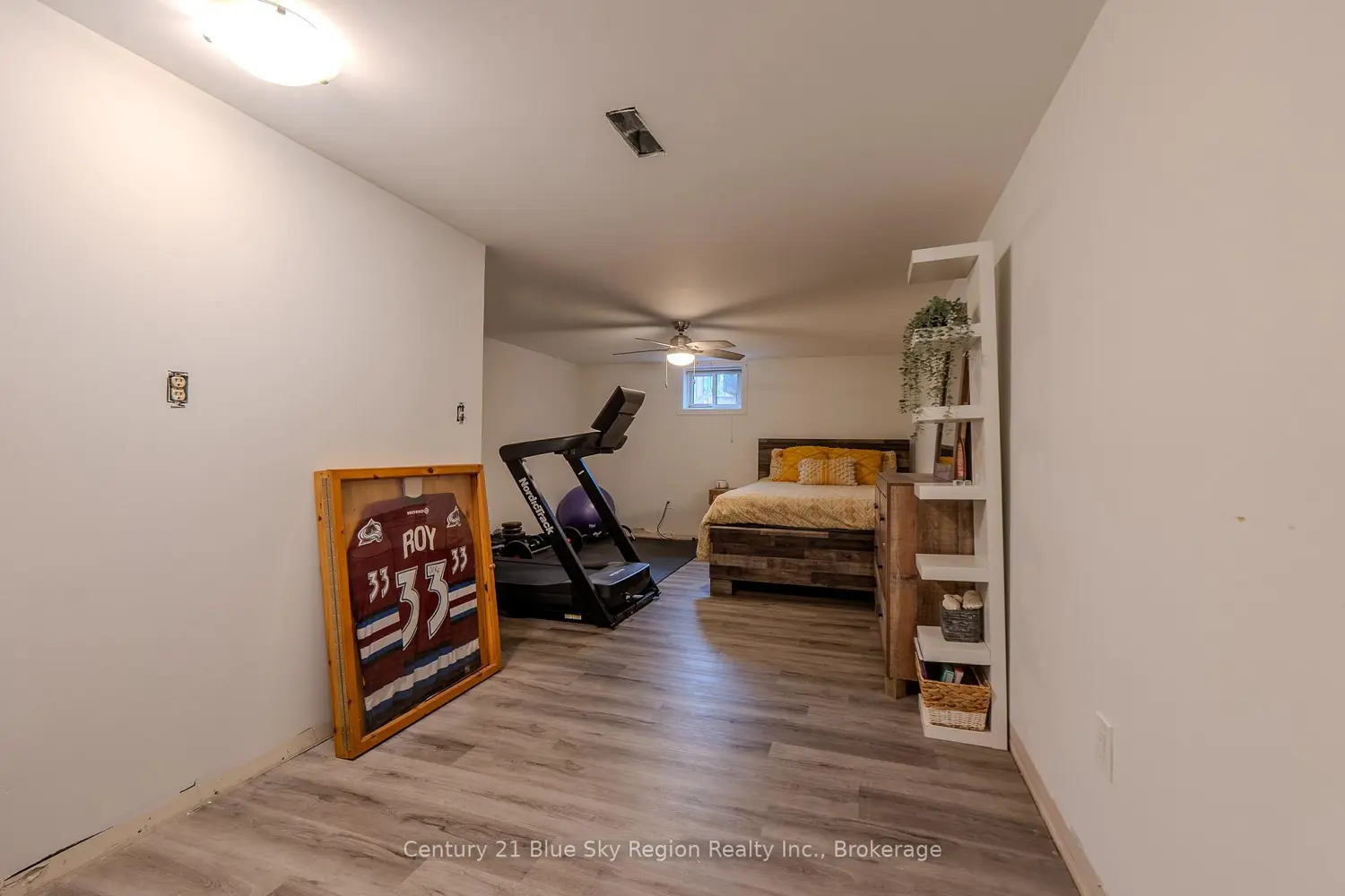 Additional image 16 of 34 Belleview Crescent