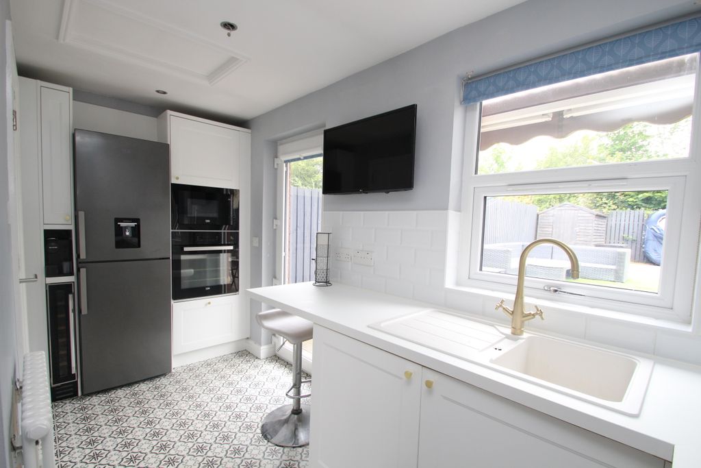Additional image 6 of 4 bed semi-detached house to rentDonaldswood Park, Paisley PA2
