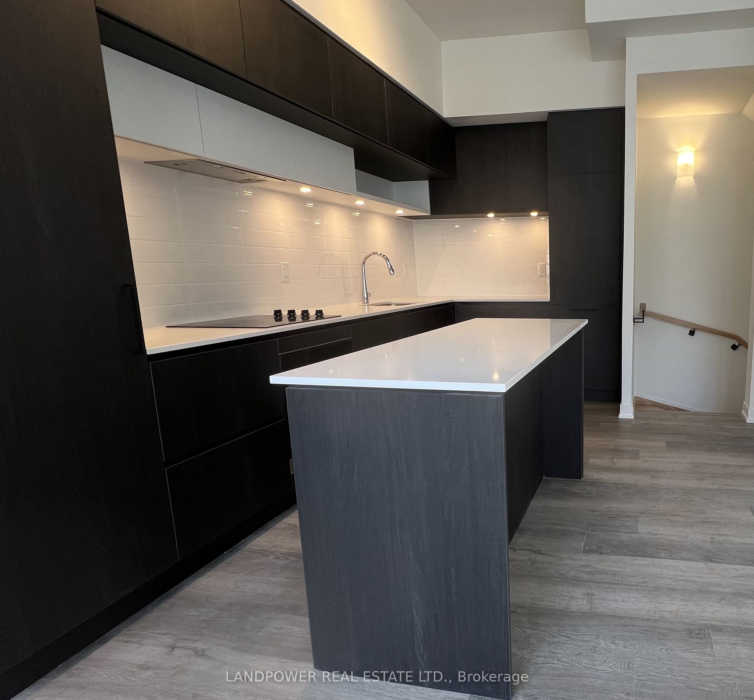 Additional image 5 of 1408-15 David Eyer Road, Richmond Hill, ON, L4S 0N2