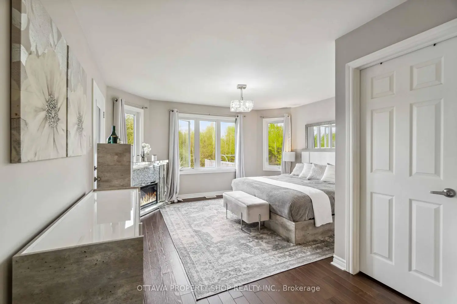 Additional image 6 of 863 Oceane Street