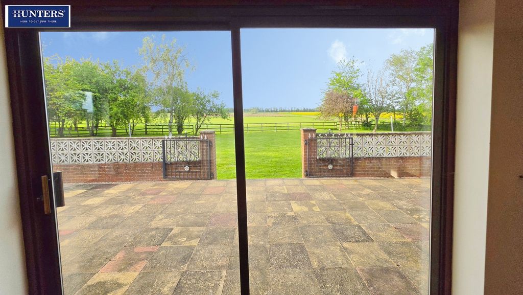 Additional image 14 of 4 bed detached house to rentEast Butterwick, Scunthorpe DN17