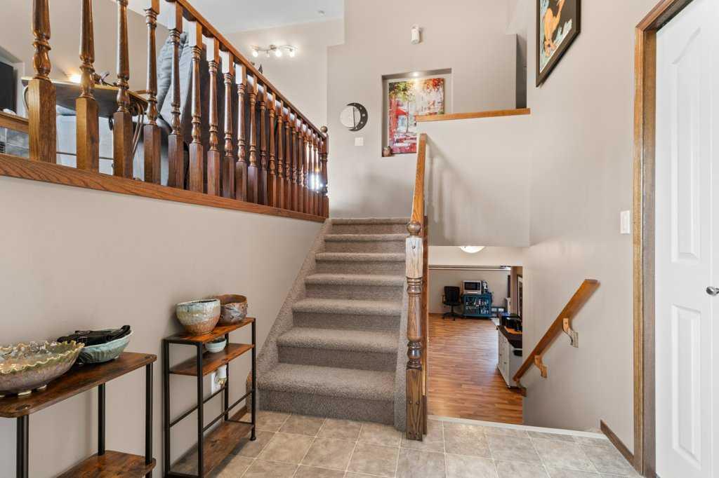 Additional image 4 of 179 Issard Close, Red Deer, AB, T4R 0C2