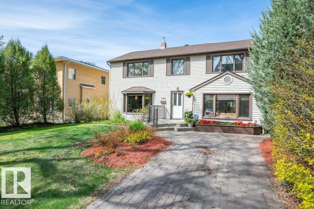 Additional image 3 of 8944 117 Street NW, Edmonton, AB, T6G1R9