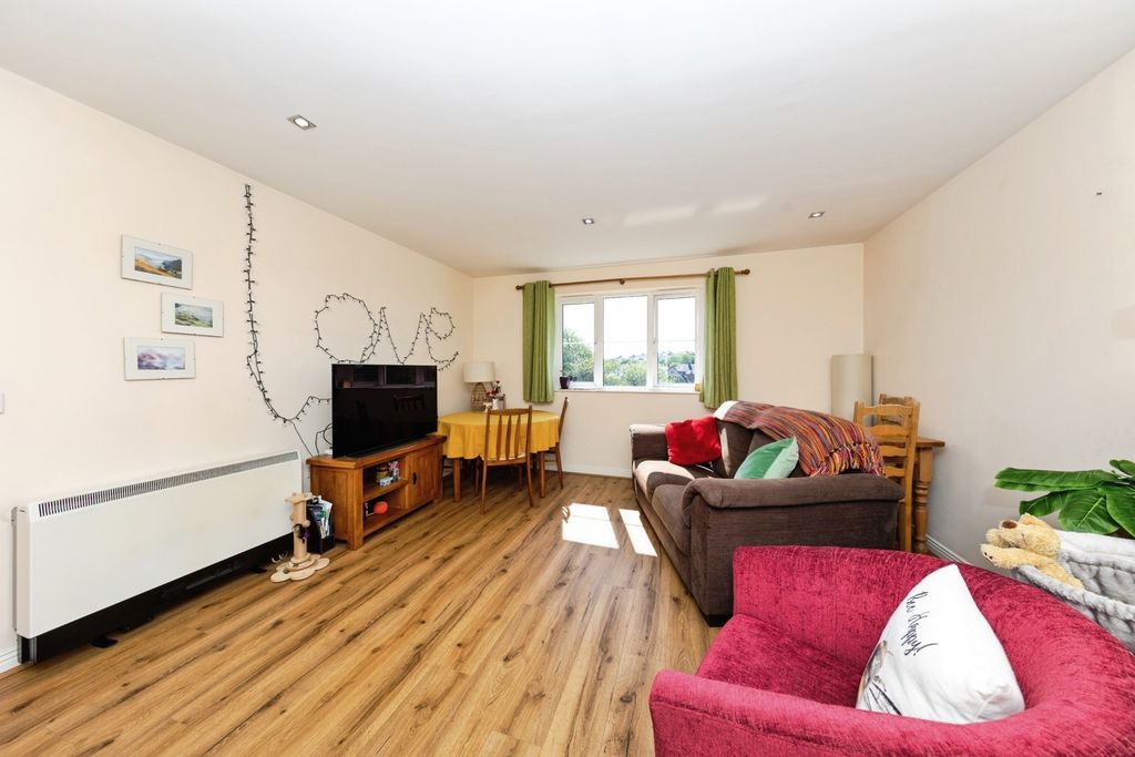 Additional image 3 of 2 bed flat for saleBryntirion, Llanelli, Carmarthenshire SA15