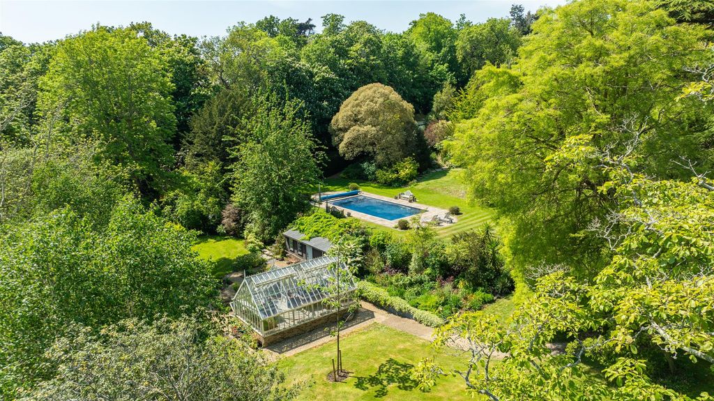 Additional image 2 of 7 bed detached house for salePuckpool, Isle Of Wight PO33