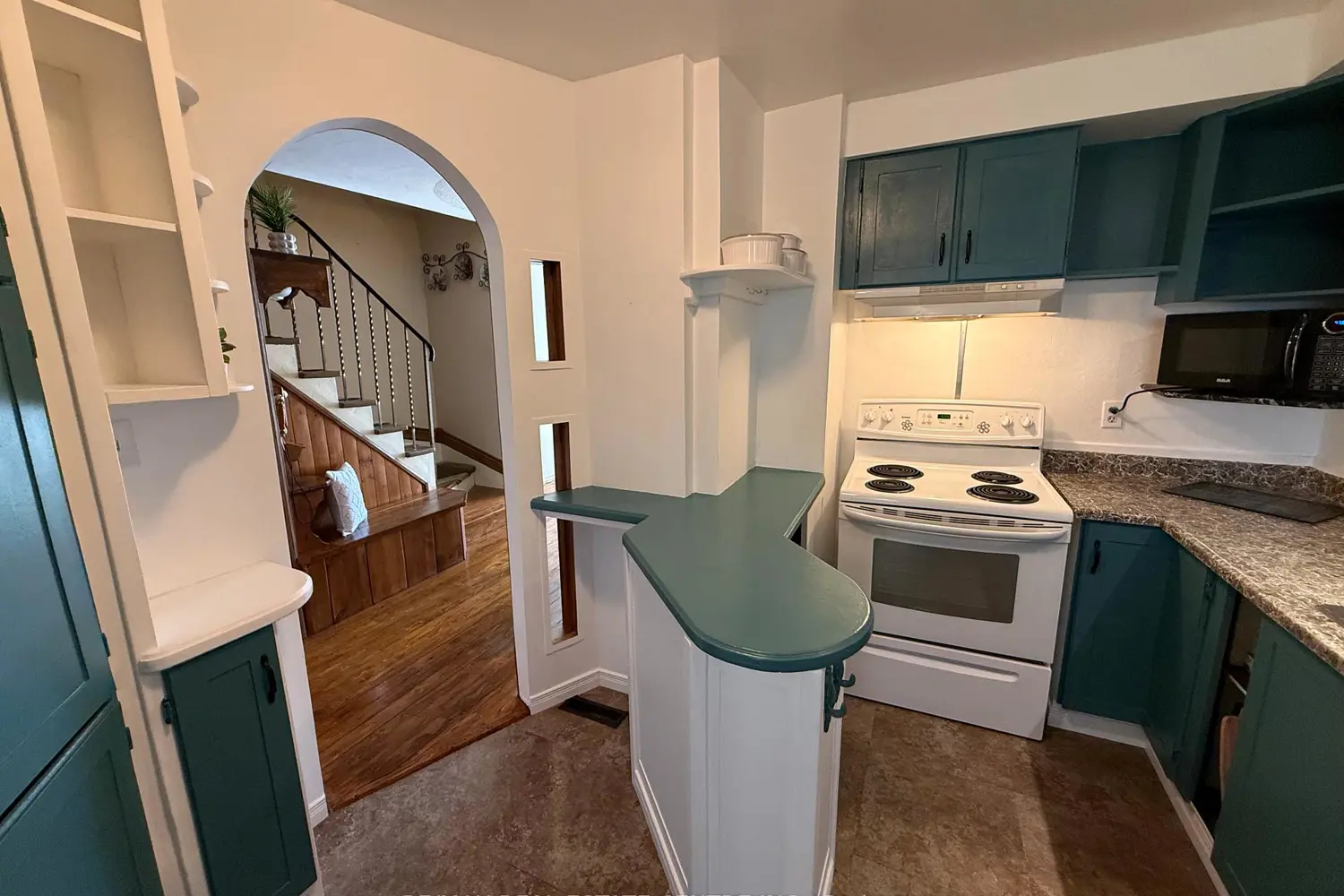 Additional image 6 of 325 William Street 21