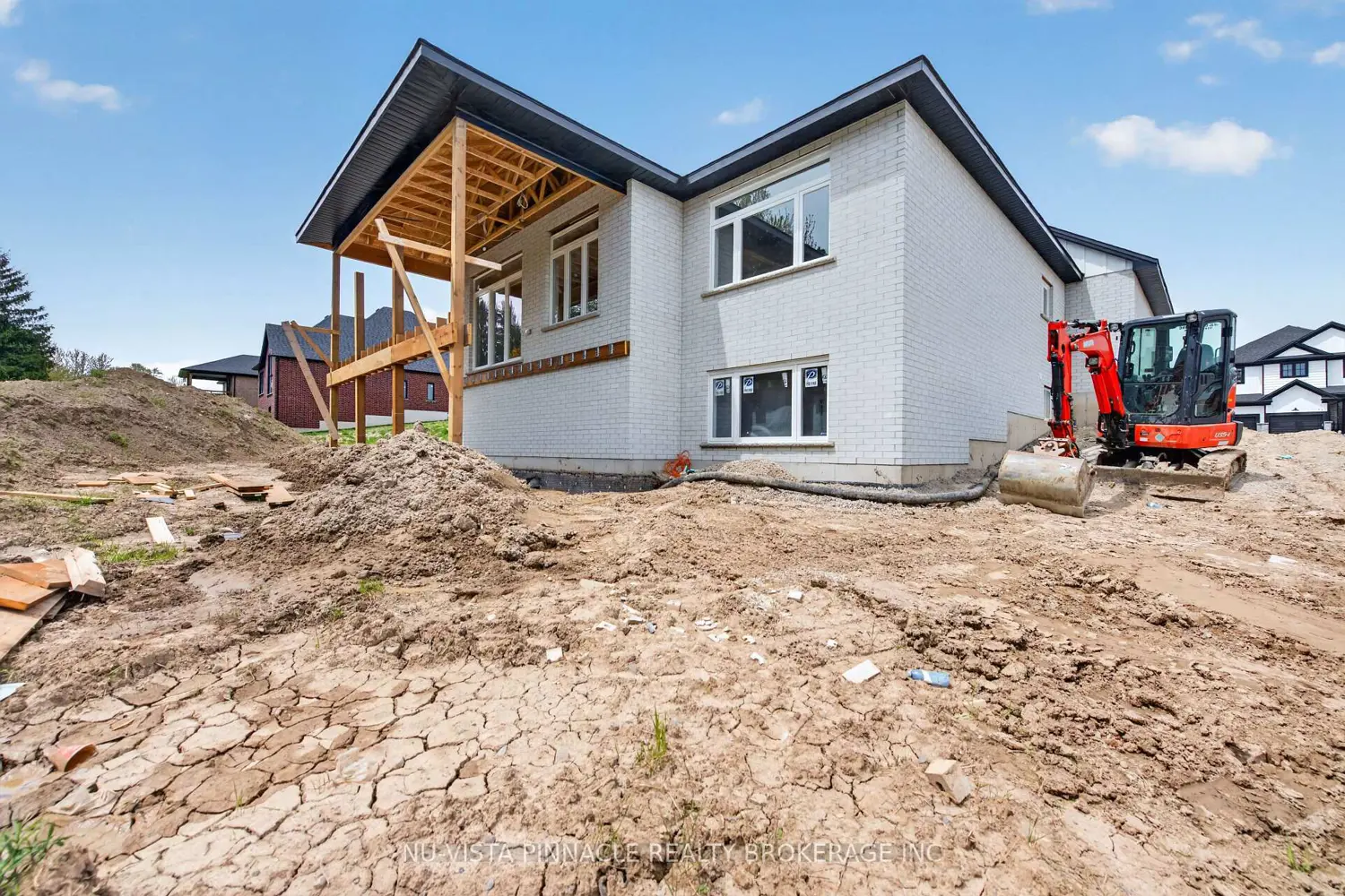 Additional image 15 of 71 Basil Crescent