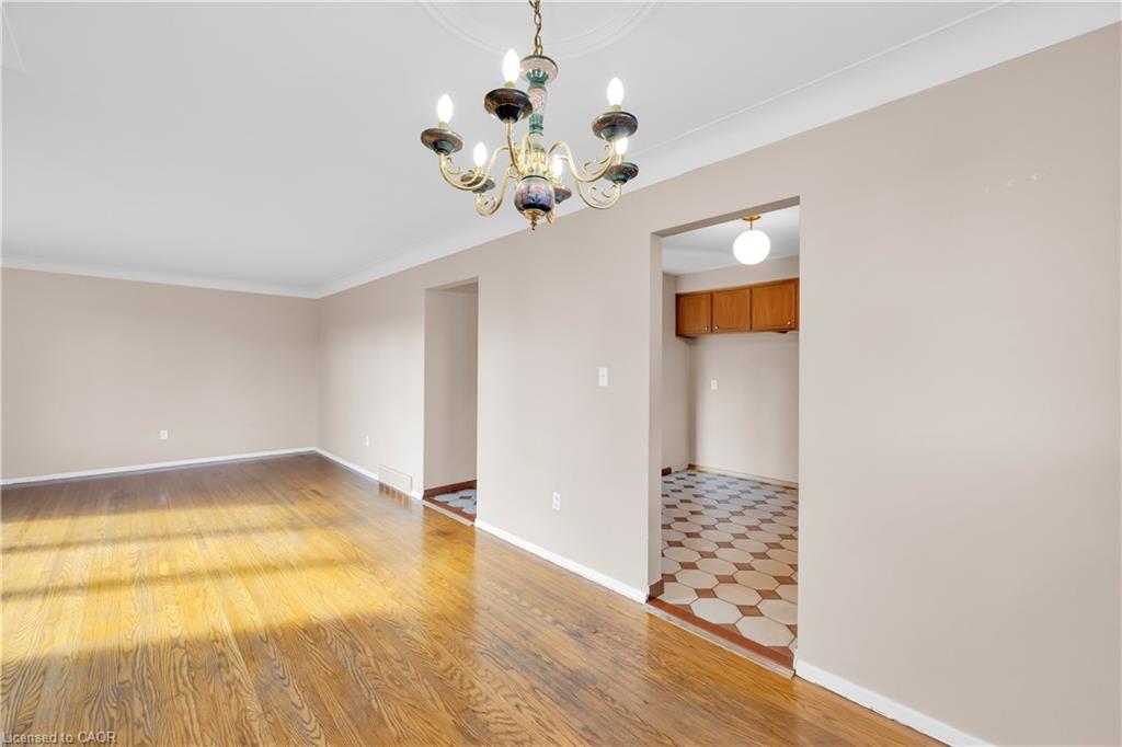 Additional image 4 of 112 Purdy Crescent, Hamilton, ON, L9A 3B3