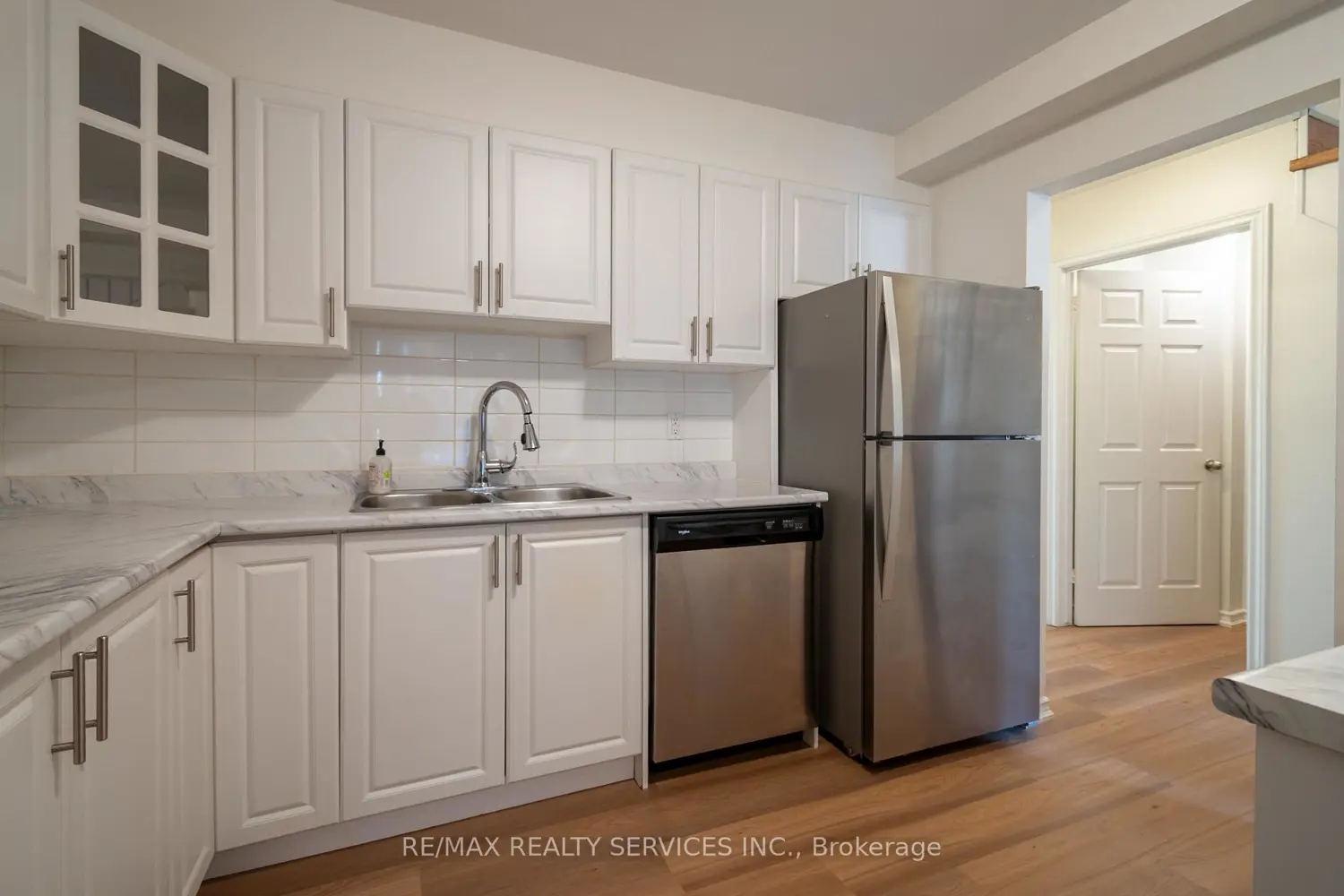 Additional image 10 of 100 Brownleigh Avenue 176