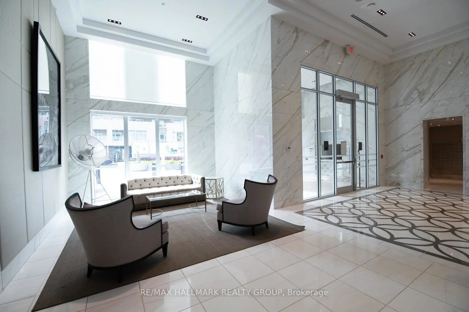 111 Champagne Avenue 210