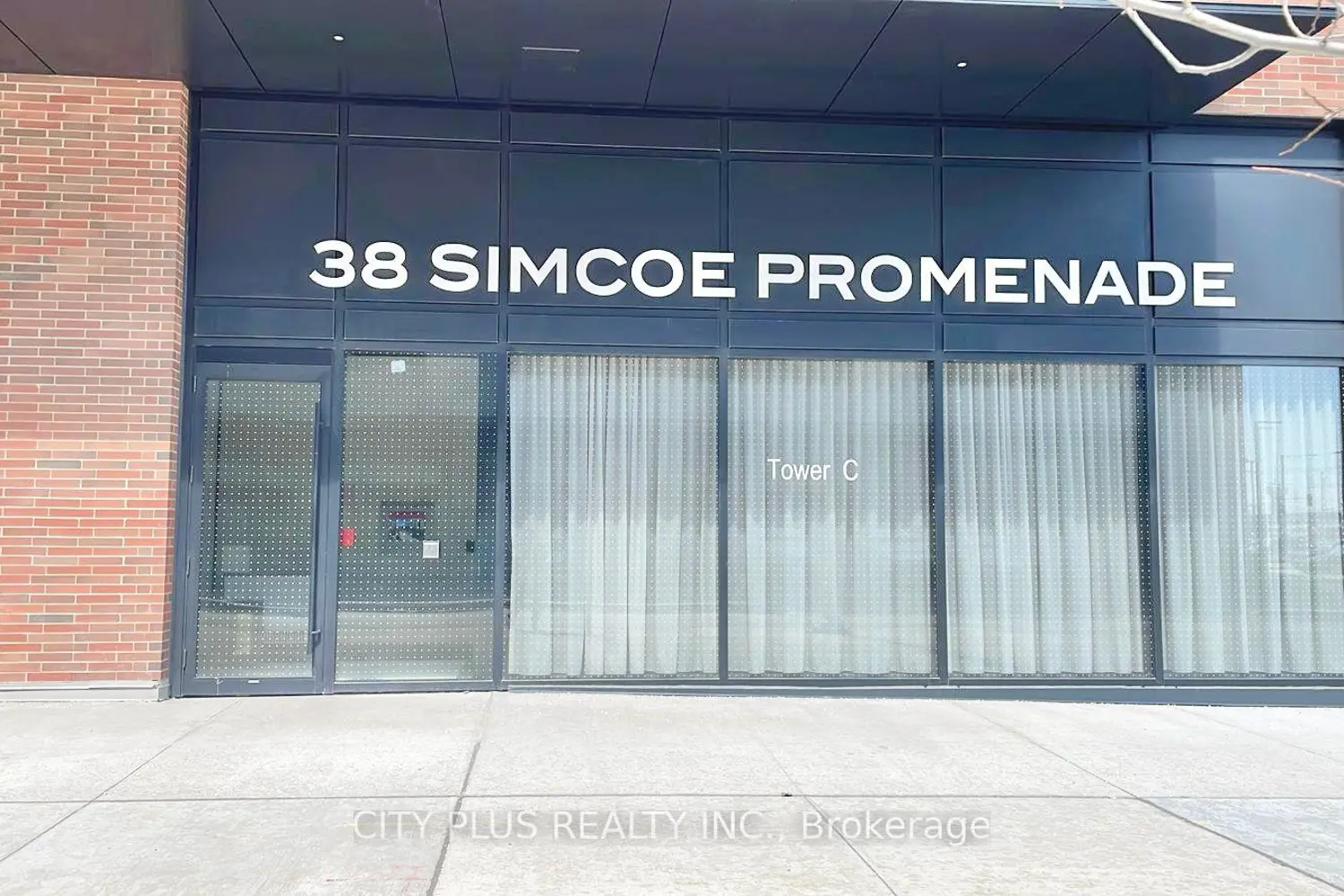 Additional image 11 of 38 Simcoe Promenade C914