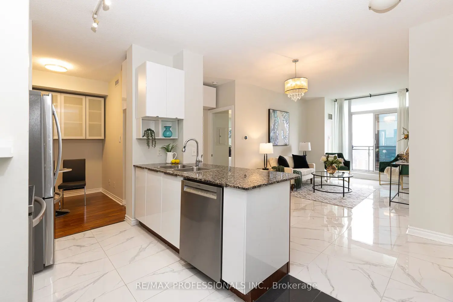 Additional image 2 of 3525 Kariya Drive 2701