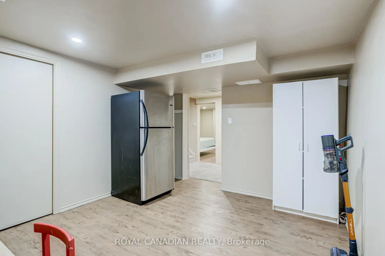 Additional image 17 of 846 Monaghan Avenue