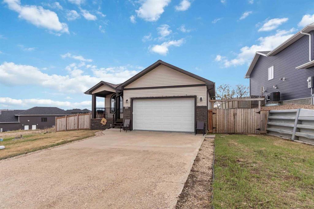 Additional image 3 of 445 Beacon Hill Drive, Fort Mcmurray, AB, T9H 2R7