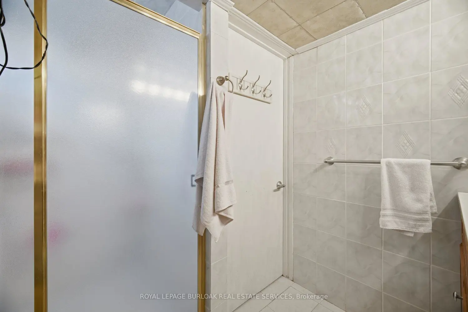 Additional image 16 of 31 Summercrest Drive