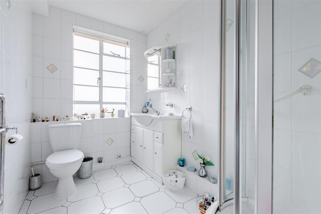 Additional image 11 of 3 bed flat for saleFurze Hill, Hove BN3