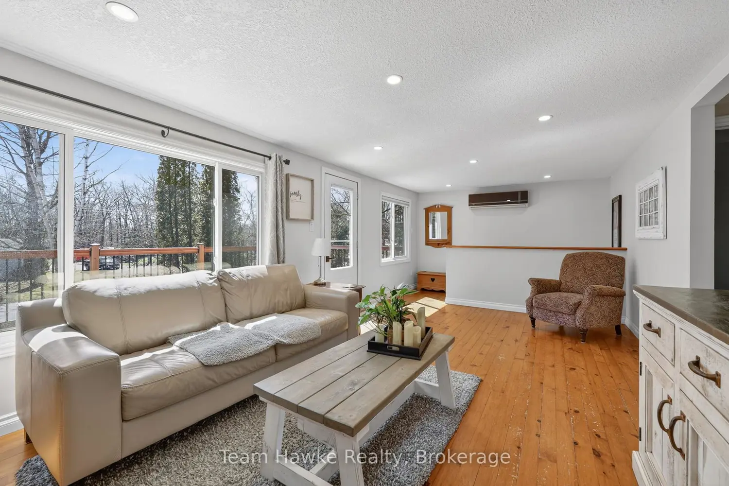 14 Sarna Drive photo 5