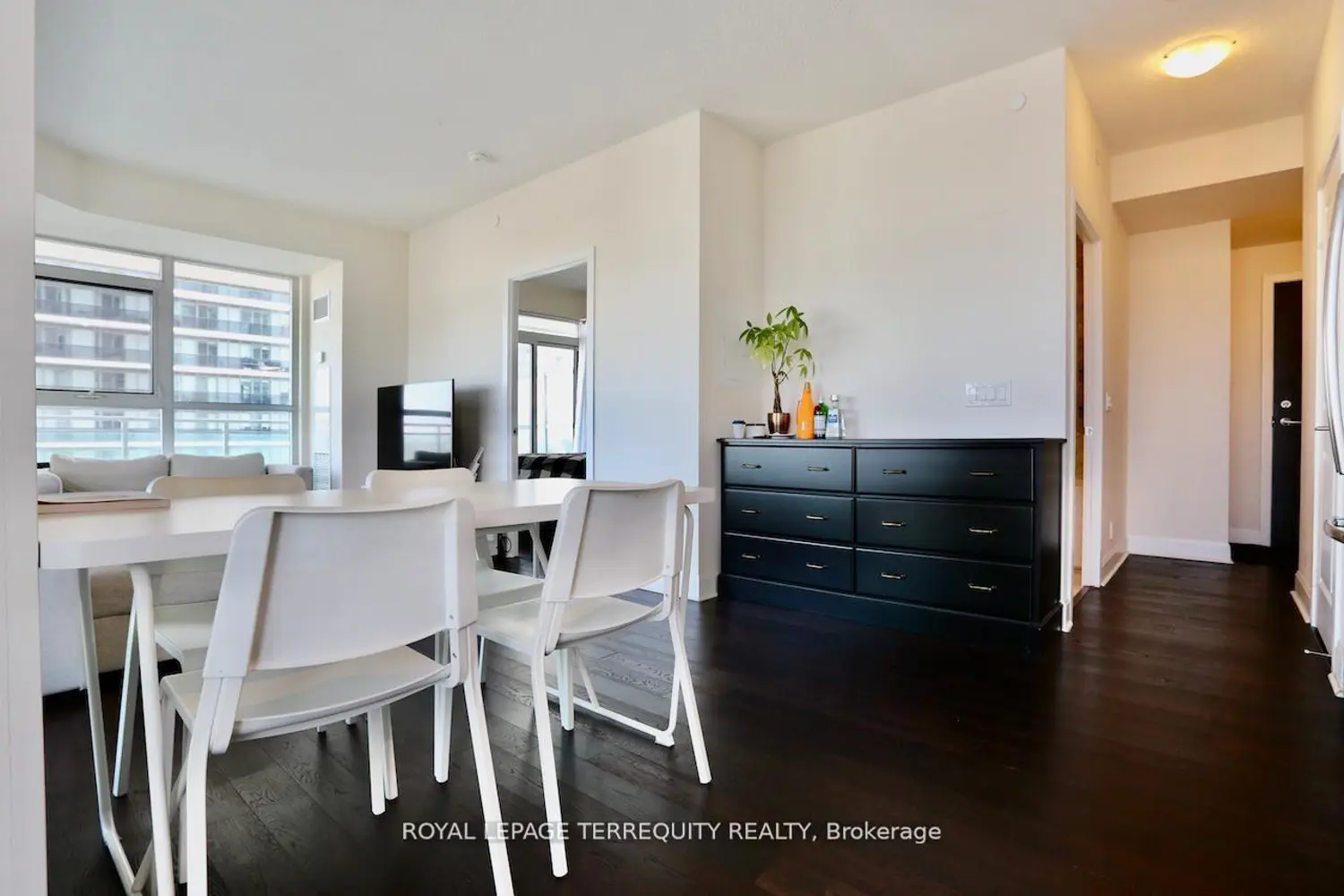 Additional image 9 of 33 Shore Breeze Drive 2504