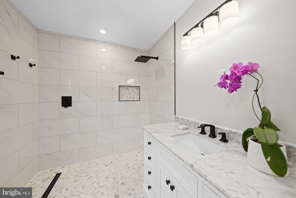 Additional image 26 of 10028 Dellcastle Rd, Gaithersburg, MD 20886
